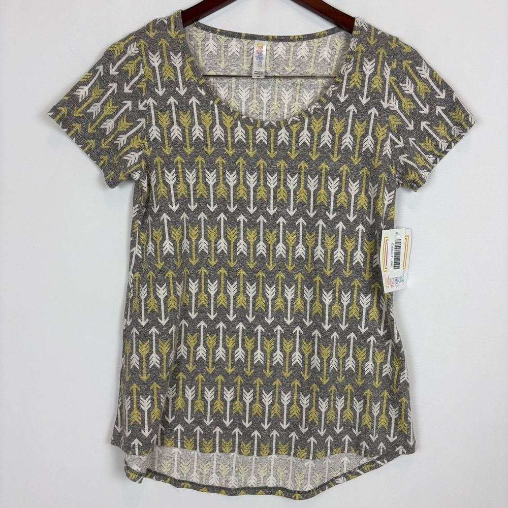NWT LuLaRoe Classic T Arrow Printed Shirt